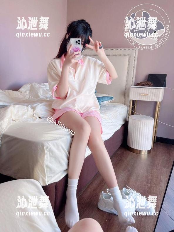 AT鲨 AT鲨的空姐合集,壁纸全靠一张嘛?!