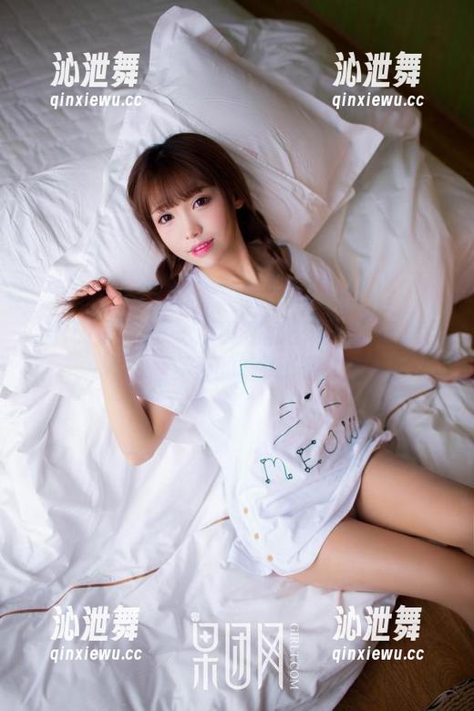 GIRLT果团网-王语纯 GIRLT果团网 - 没事翻翻王语纯的私房作品,夏天的味道好甜!