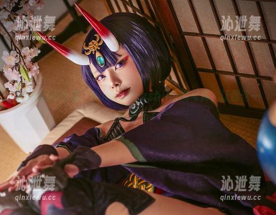 Hachi小芭说，RukaSarashina的写真，让我这一刻停住了