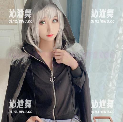 KuukoW穿和服照片合集：是不是和服也会脸红呀，哈哈！