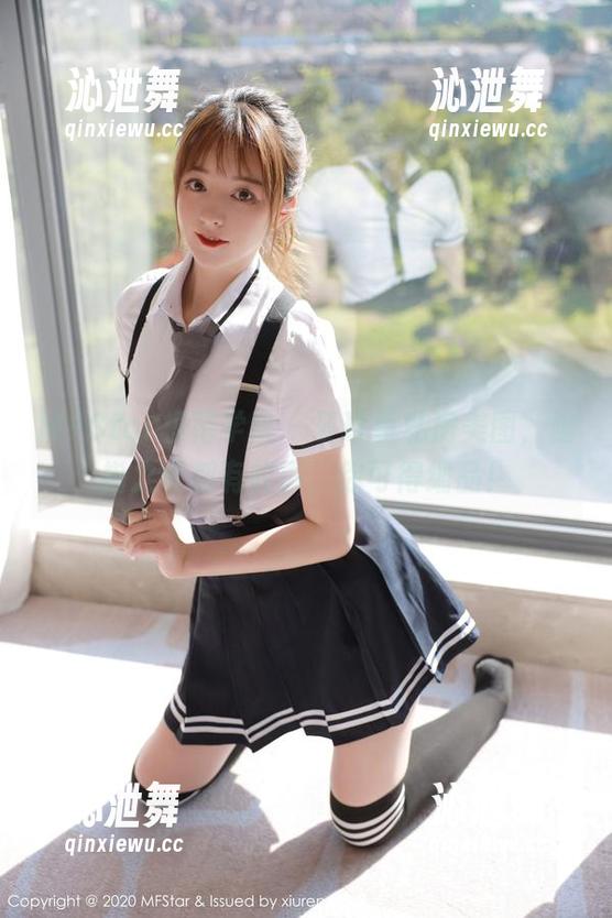 MFStar模范学院 - 夏玲蔓私房美图，脚指之间都有故事，你可得细品！
