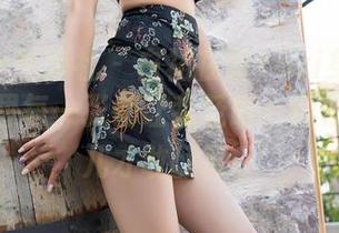 MiStar魅妍社 - 白裙在丽Yovi身上摆动，合集里每一张都让我眨眼，得停留一会儿才敢翻页。