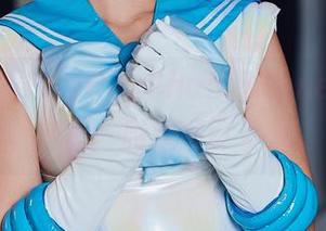 合集里的PuyPuyChan和Hanekawa，随便一眼就能盯多久。