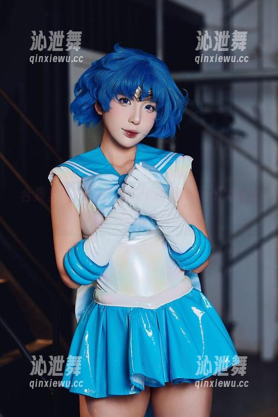 合集里的PuyPuyChan和Hanekawa，随便一眼就能盯多久。
