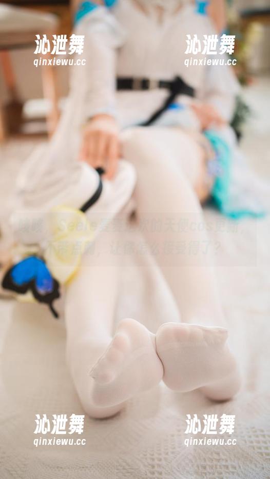 Seele麦麦 咳咳,Seele麦麦这次的天使cos更新,不带点刺,让你怎么接受得了?