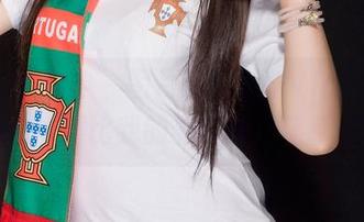 TGOD推女神 - 图片里的可乐Vicky：圣诞的衣服比我的节日计划还新鲜！