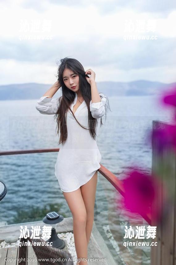TGOD推女神 - 看！萌琪琪Lrene变成兔女郎啦免费照片等你来领！