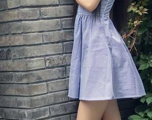 TouTiao头条女神 - 瑞宝儿的白衬衫，看起来就像好久没洗过...高清分享让你自己决定！