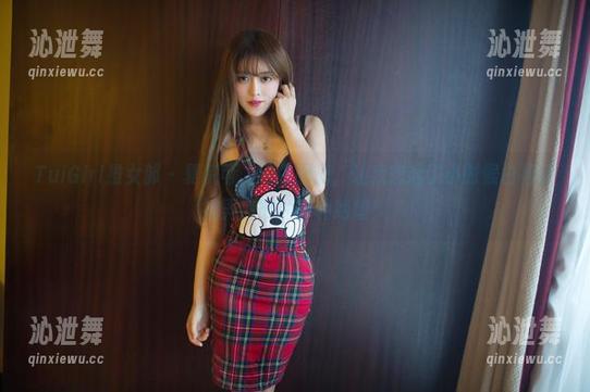 TuiGirl推女郎 - 夏倪可，纯白图册，让我想起了小时候白裙子被弄脏时的那种绝望！