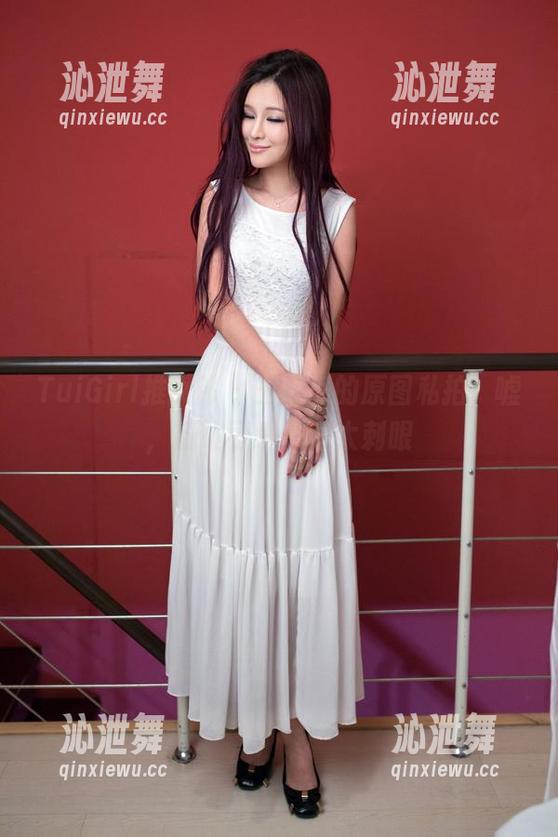 TuiGirl推女郎 - 王馨瑶的原图私拍，嘘，别让可爱一词太刺眼