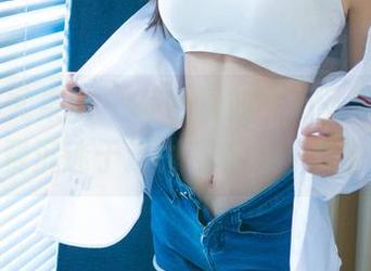 UGirls尤果网 - 孙晚桐的“万圣节”：让你免费沉迷于这讨巧的吓人美丽作品