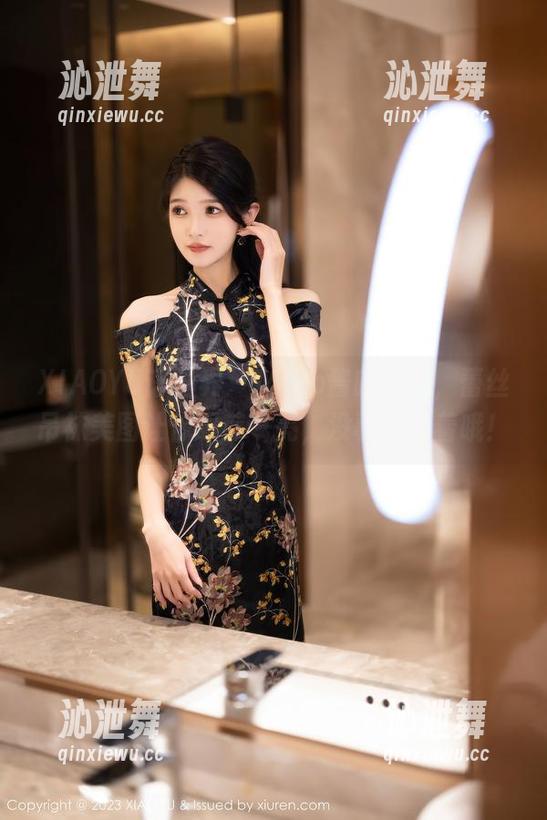 XIAOYU语画界 - Miko酱吖先锋，蕾丝吊袜美图让你眼前一亮，没事别盯着哦！