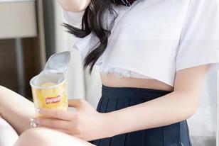 Xiuren秀人网 - 作品里的Candy糖糖，毛衣能不能再大胆一点？