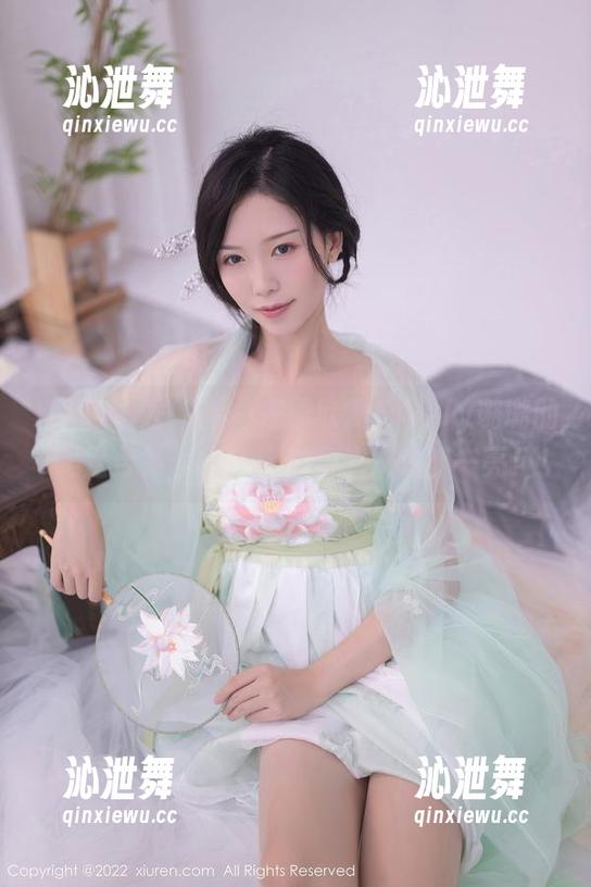 Xiuren秀人网 - 在线欣赏Lovely璐璐的美足合集，哦，这可真让人眼前一亮！
