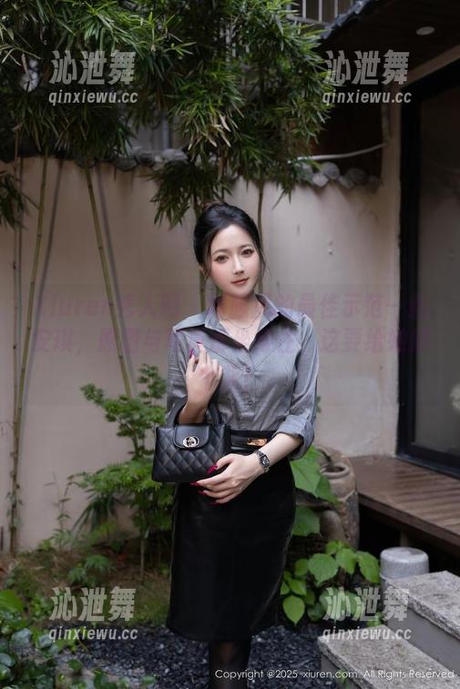 Xiuren秀人网-唐安琪 Xiuren秀人网 - 制服风的最佳示范—唐安琪,原图与写真都坐得住,这要给她颁个奖!
