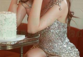 Xiuren秀人网 - 哪个自拍能比文芮jeninfer的写真更能戳中我的内心？