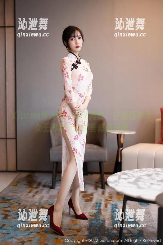 Xiuren秀人网 - 内幕揭秘：白兔西希与女王形象下的那些惊艳美图