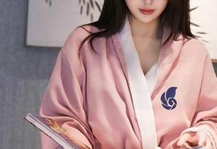 Xiuren秀人网 - 图库奇观：芈琳娜的双人照，总让人意犹未尽