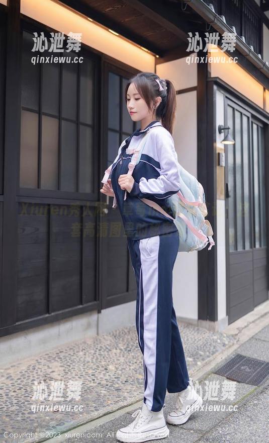 Xiuren秀人网 - 草莓mm观察笔记：这套高清图里的秘密是…