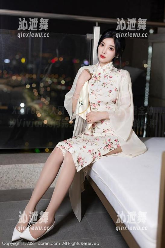 Xiuren秀人网 - 全新高清图集：看金幼汐Vivian如何完美驾驭那套体操服的各种姿态！