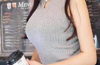YouMi尤蜜荟 - 套图的每一页，合法萝莉和女孩的嬉戏时光