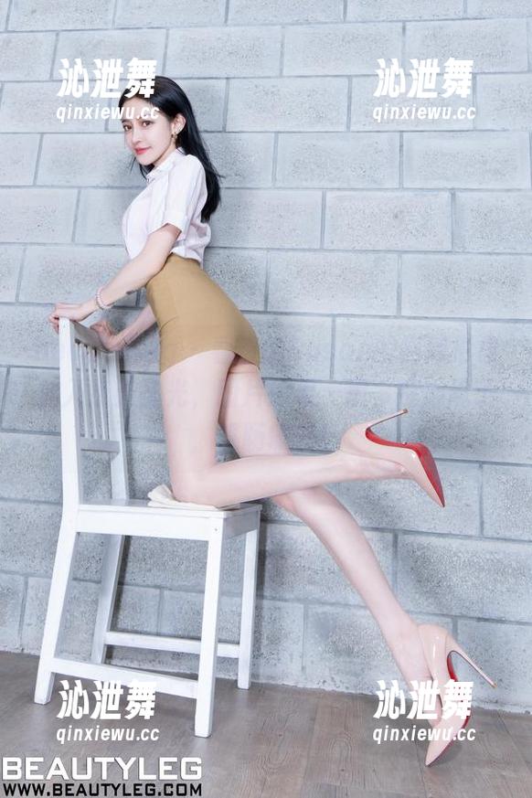 beautyleg - 看看给Susan的厨娘形象加入点无圣光，图片效果，恩，没心思了，饥肠辘辘！