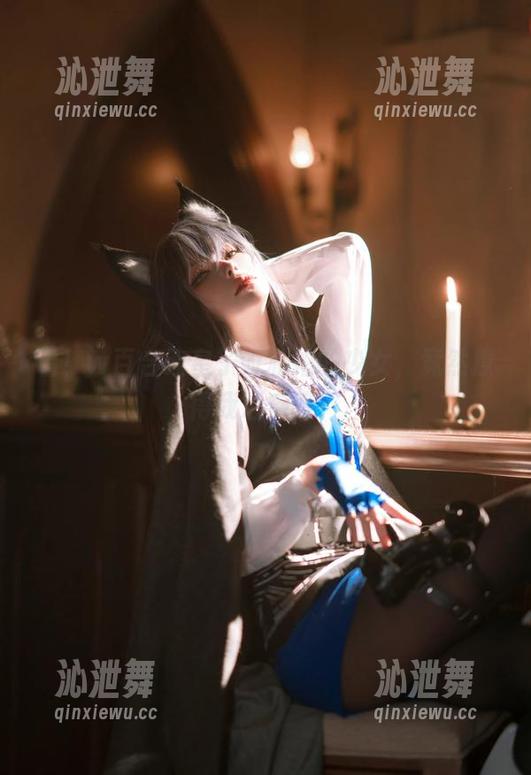 看！w百合欧皇子w私拍的少女，竟然撩得我心痒痒！
