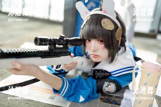 九柒喵 九柒喵首个泳池美图合集——弄湿的衣服和心情!