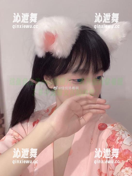 这张佳佳酱ovo的图片，我只想问你看懂了多少透明女仆的妙处？