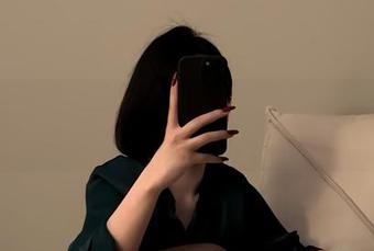 微密圈 - 保守的二舅妈的触感：每一寸蕾丝，高清到放大，每个资源都值得期待。