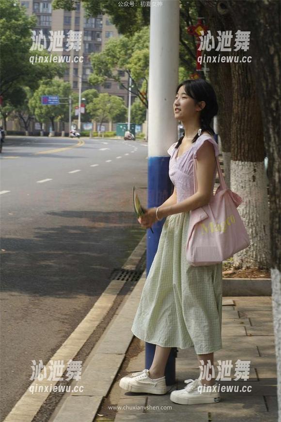 初夏女神-安妮 初夏女神 - 这不是普通的壁纸,安妮的旗袍合集渐渐让人窒息