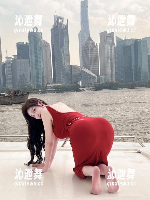 微密圈 - 周妍希带来的她的女仆图包，分享不如尝试‘宅家心情’