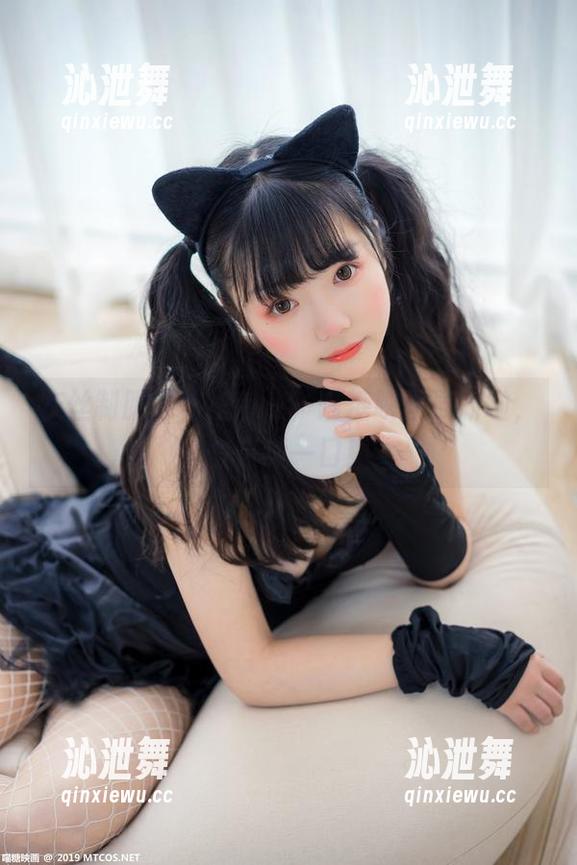 喵糖映画 灰丝制服混搭指南——喵糖映画更新啦,快来嗦一口!