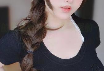 女主K的裤里丝cos，图册里的一个小纠结