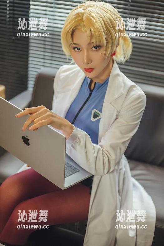 如月灰 高清下载就等你来采编,如月灰的镇海旗袍,斜阳微撩好美!