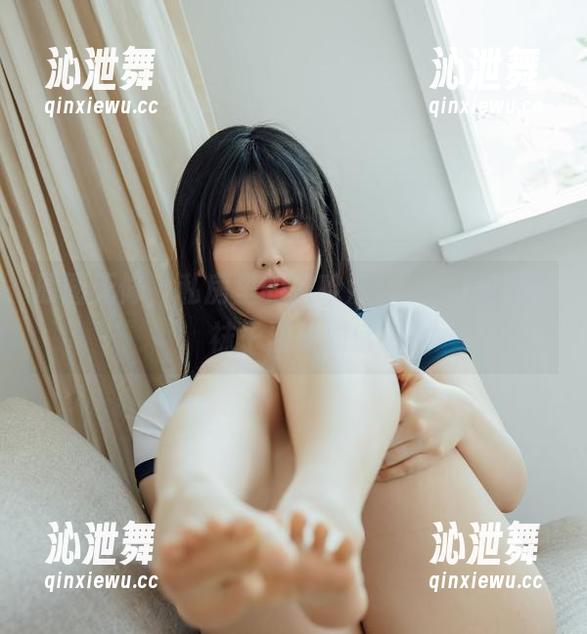 原图无修，私房里的宋哈娜(송하나)和她的袜子洒脱对话
