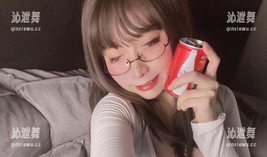 小泉学姐吖 小泉学姐吖的全套姐致图集,保证让你眼睛闪亮亮。
