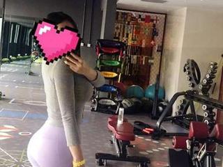 微密圈 - 小芯酱的在线图集：少女们，这里会让你们懂得什么叫做“无辜脸”。