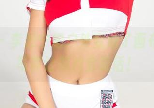 尤果网 - 李思宁把户外变成了画布，她的写真让照片会说话！