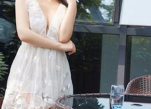 尤蜜荟 - 校园角落的ノスタルジア，卓娅祺正复古着