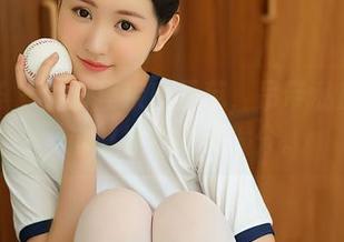 尤蜜荟 - 小阿狸亲自示范，吊带私房原图：这波操作我给满分。