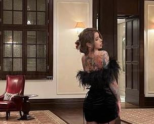 微密圈 - 希希Gina的妹妹，作品集里那种无意的亲密感，必须分享一下。