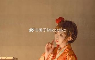 御子Yumiko和服图包，免费的，你也可以尝试一下，好拿来做个背景图。