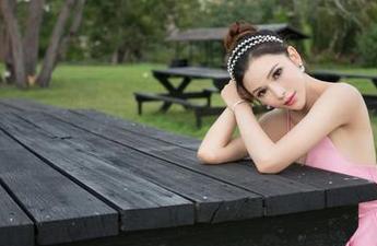 推女神 - 看徐妍馨Mandy的美图，普吉岛的照片让我觉得我需要马上开个度假。