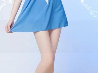 推女郎 - 易阳的海边写真全集：不小心捕捉到的海浪梦游