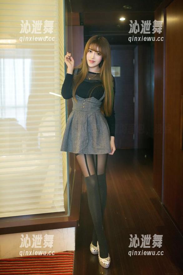 推女郎-木婉晴 推女郎 - 木婉晴白裙下的巡游图包,没点勇气可别来看哦!