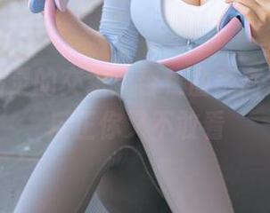 黑兽与精灵的交织：杏仁曲奇高清图包，反正你又不敢看