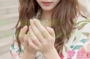 梦丝女神 - 最新王娇娇图包，宣传不运动就会被她拉去健身房的警告！