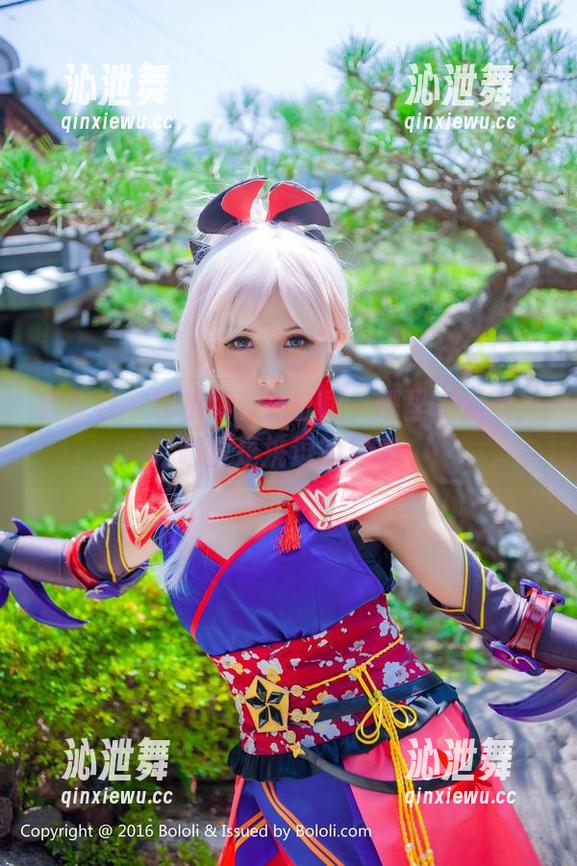 波萝社 - 柳侑绮在浴缸里，哪里是温柔，哪里是挑逗的写真