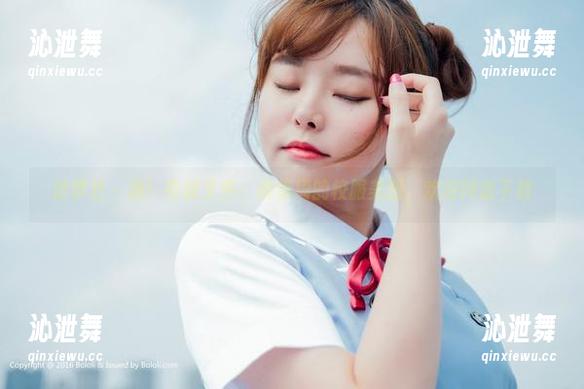 波萝社 - 滴！有新文件：柳侑绮的校服美图，欢迎网盘下载